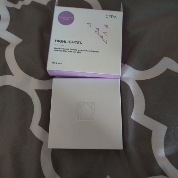 Ofra x NikkieTutorials Glazed Donut Highlighter - Picture 3 of 6